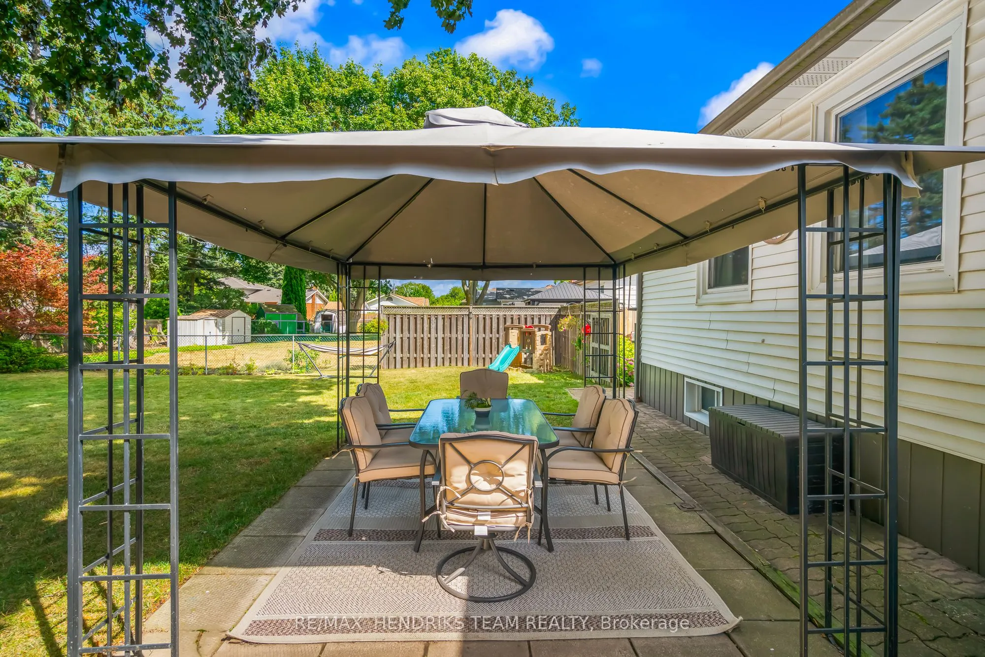 53 Dunkeld Avenue