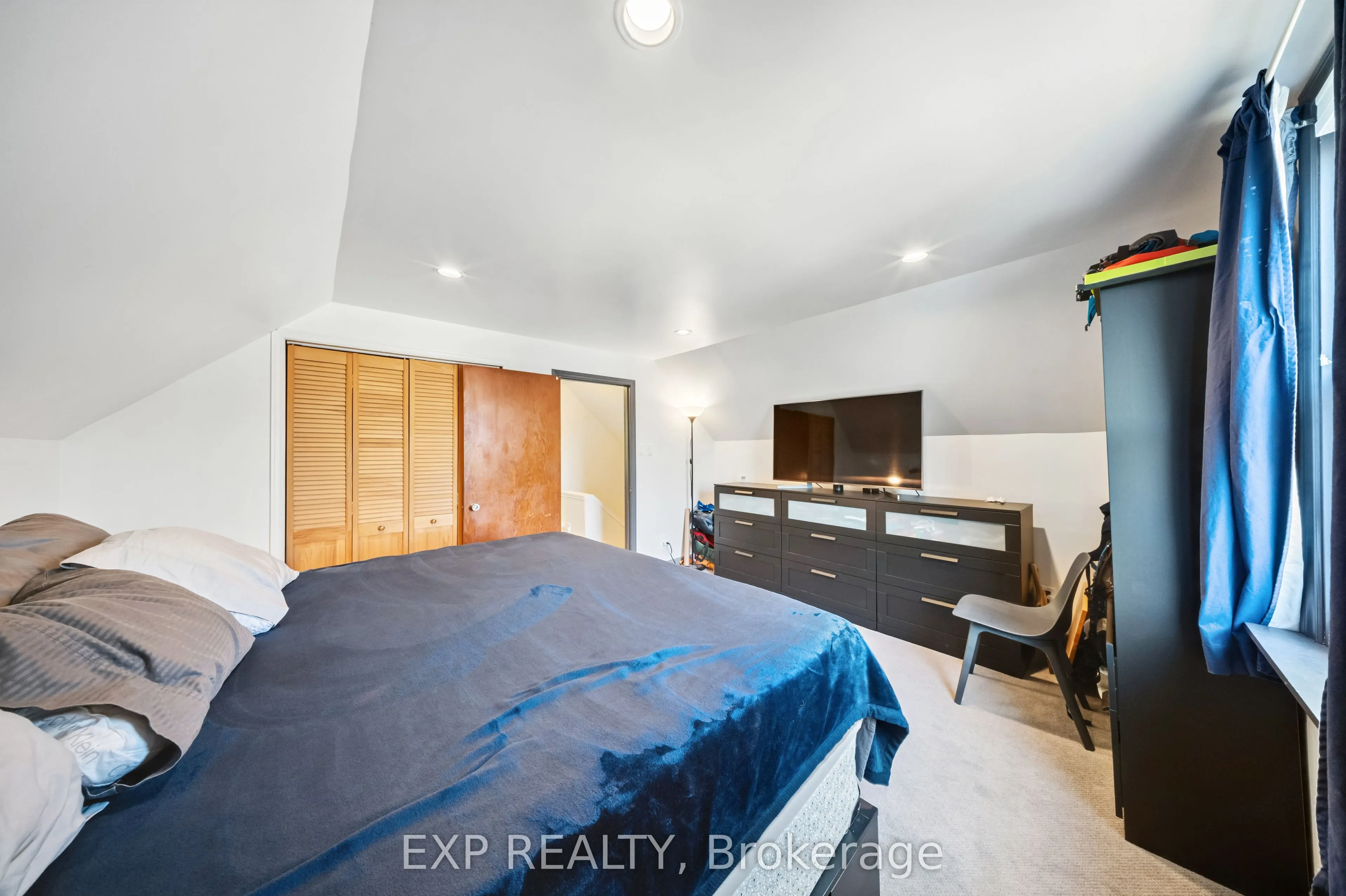 339 Arlington Road