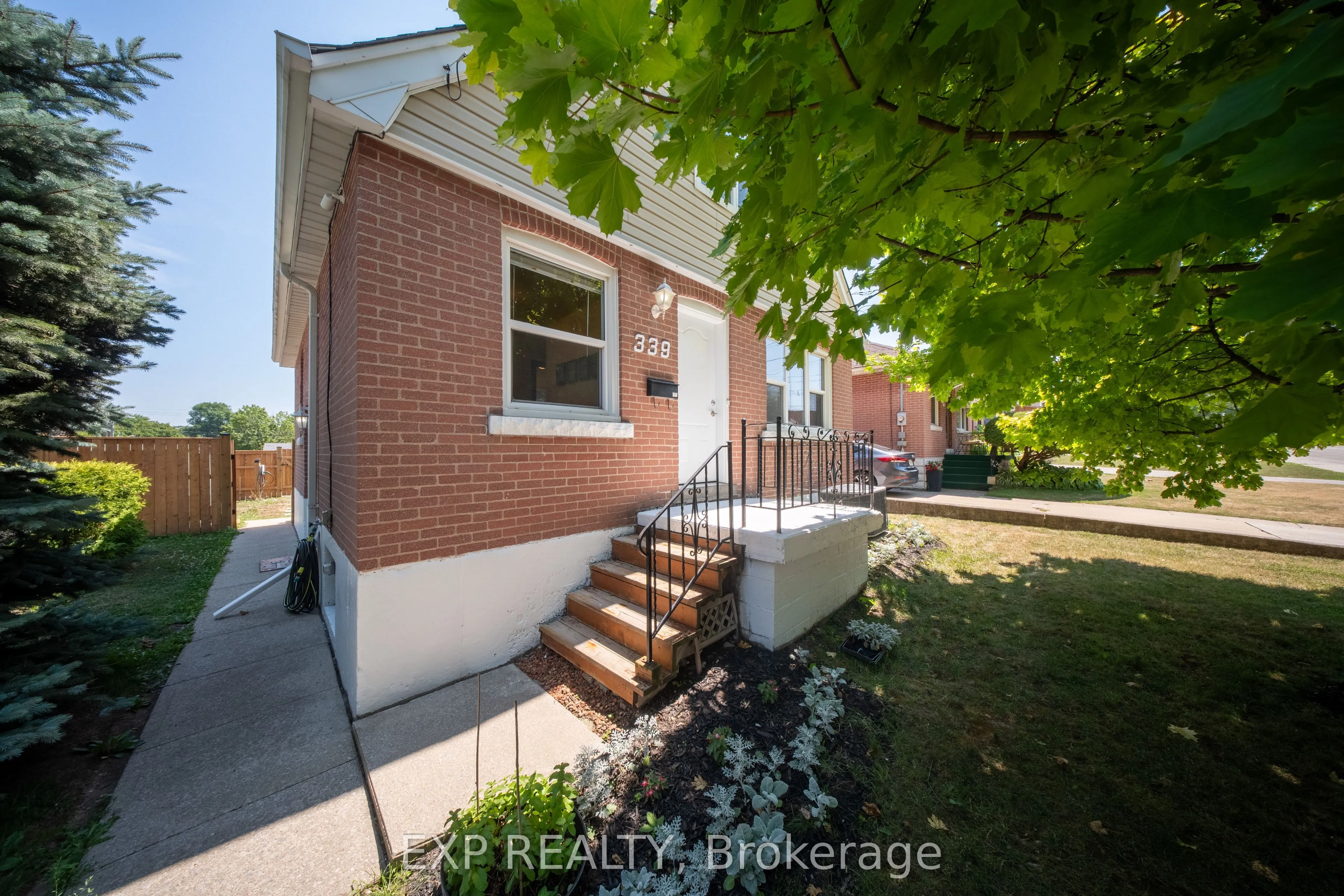 339 Arlington Road