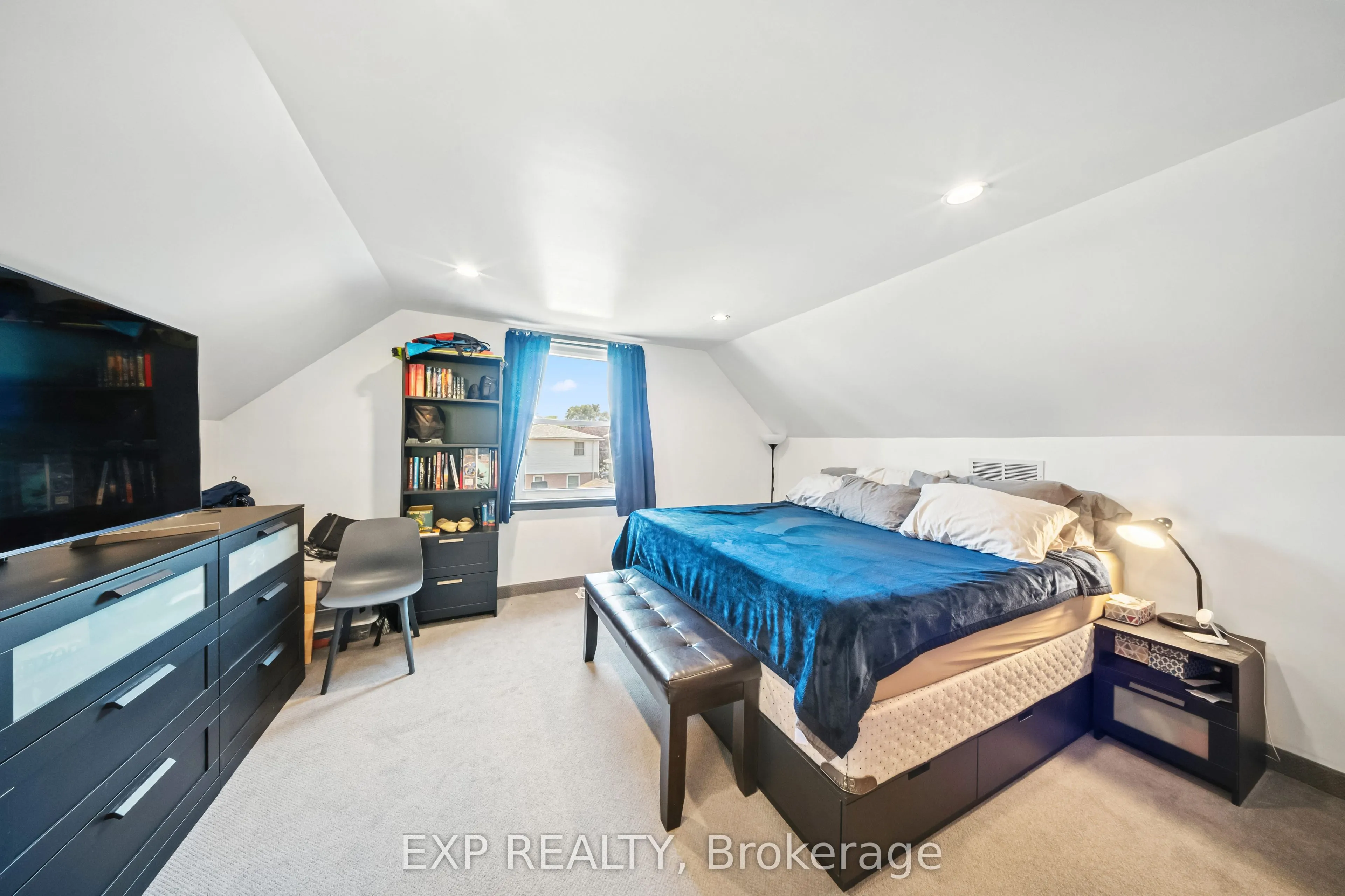 339 Arlington Road