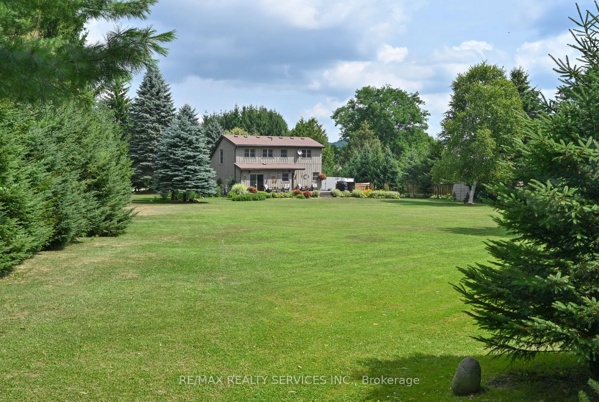 5 Cook Crescent
