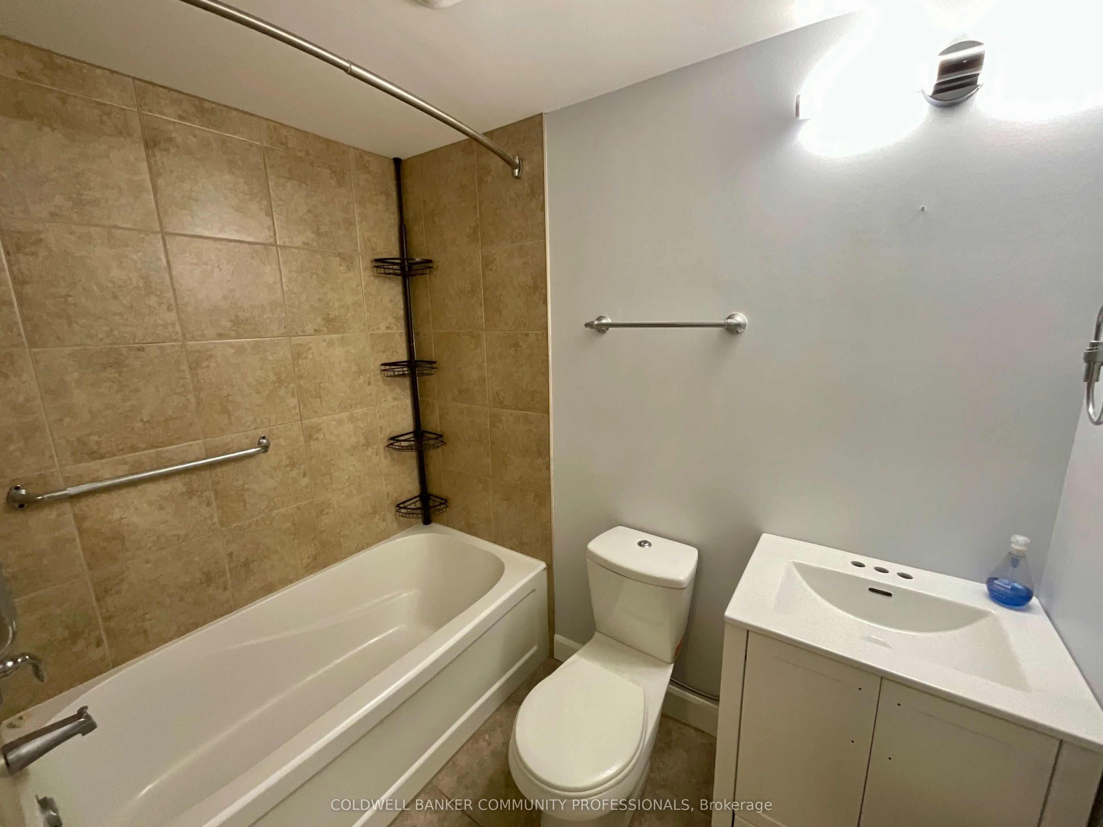 1212 Fennell Avenue E, #108