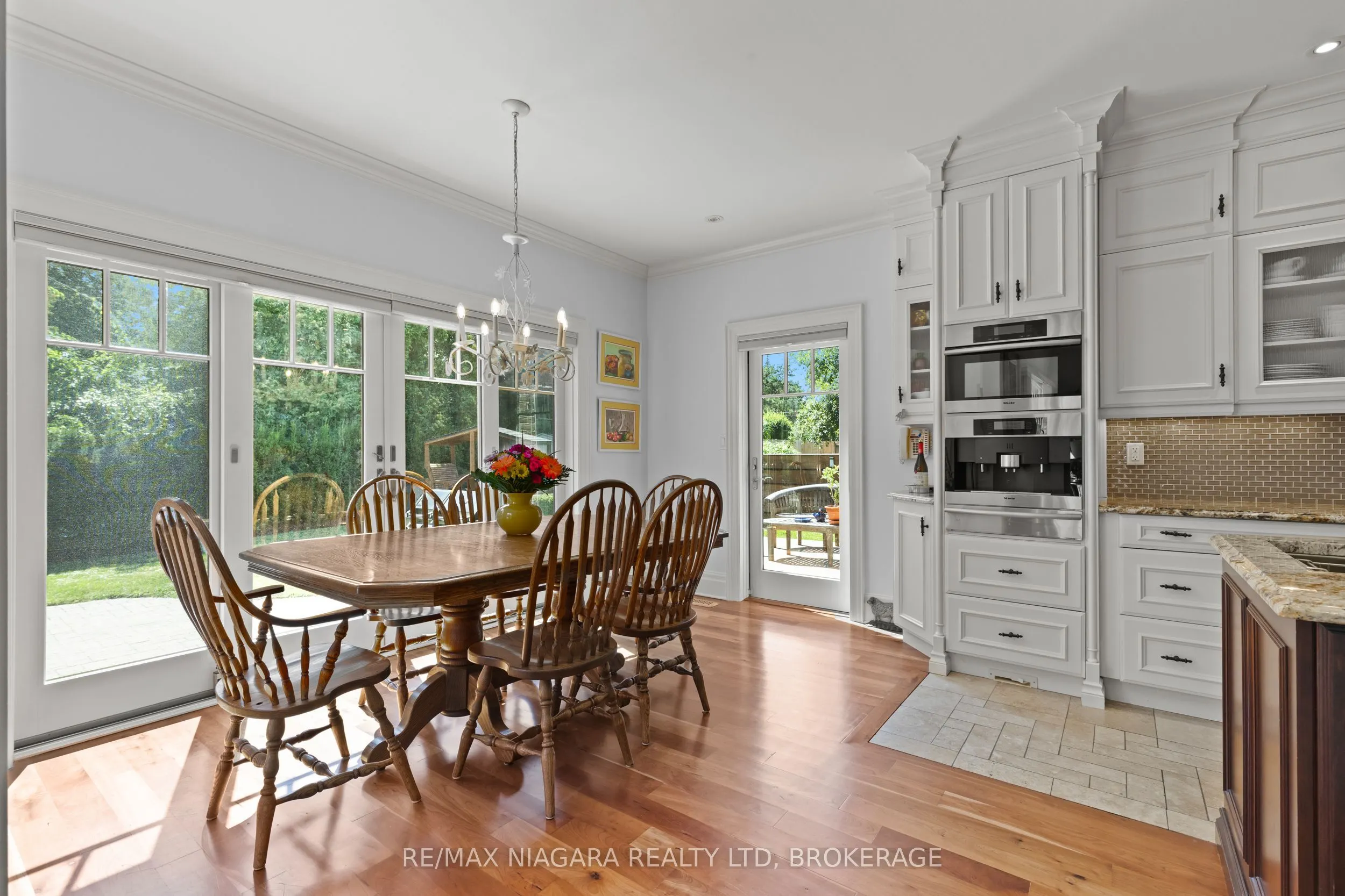380 NASSAU Street