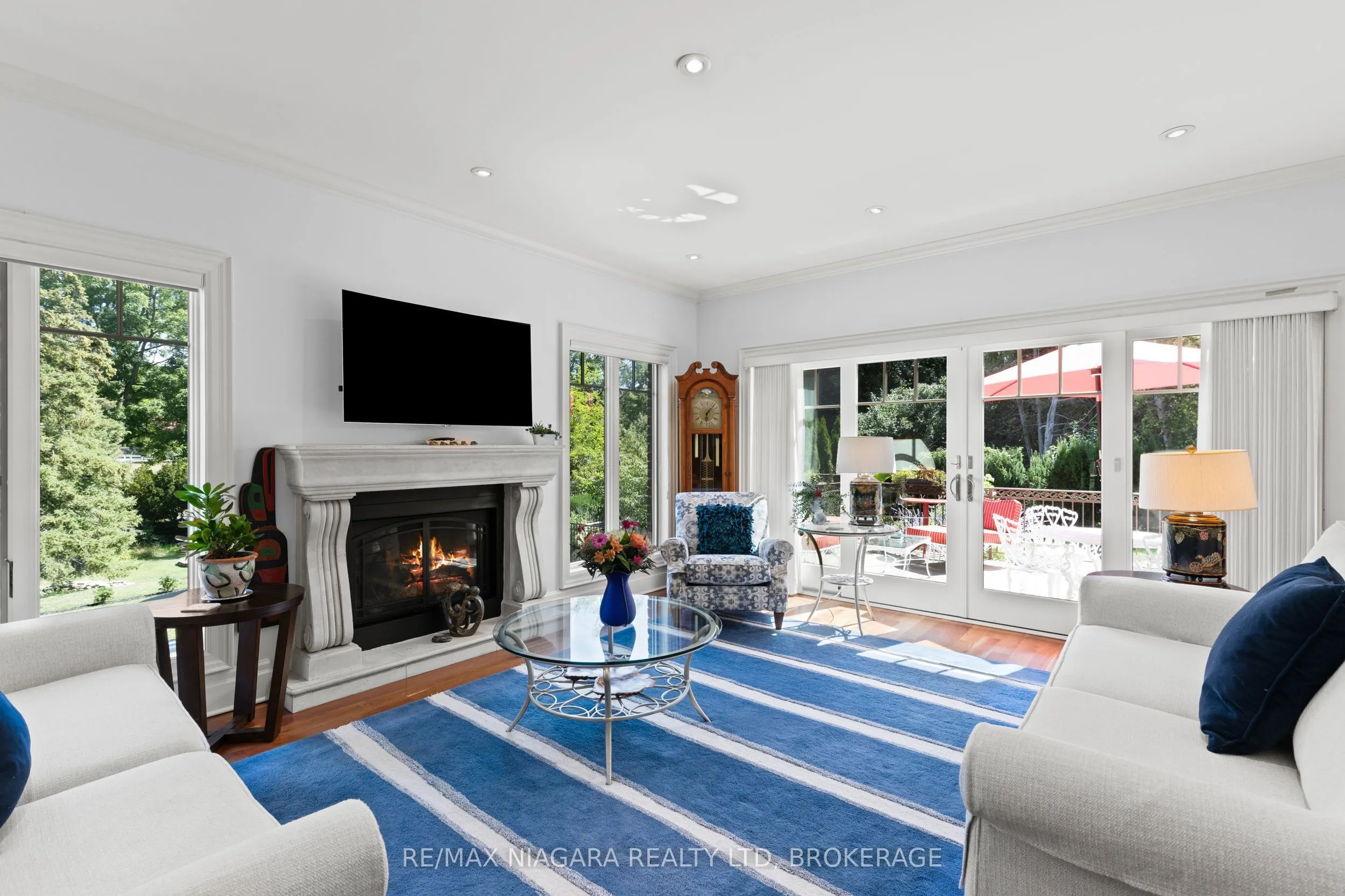 380 NASSAU Street