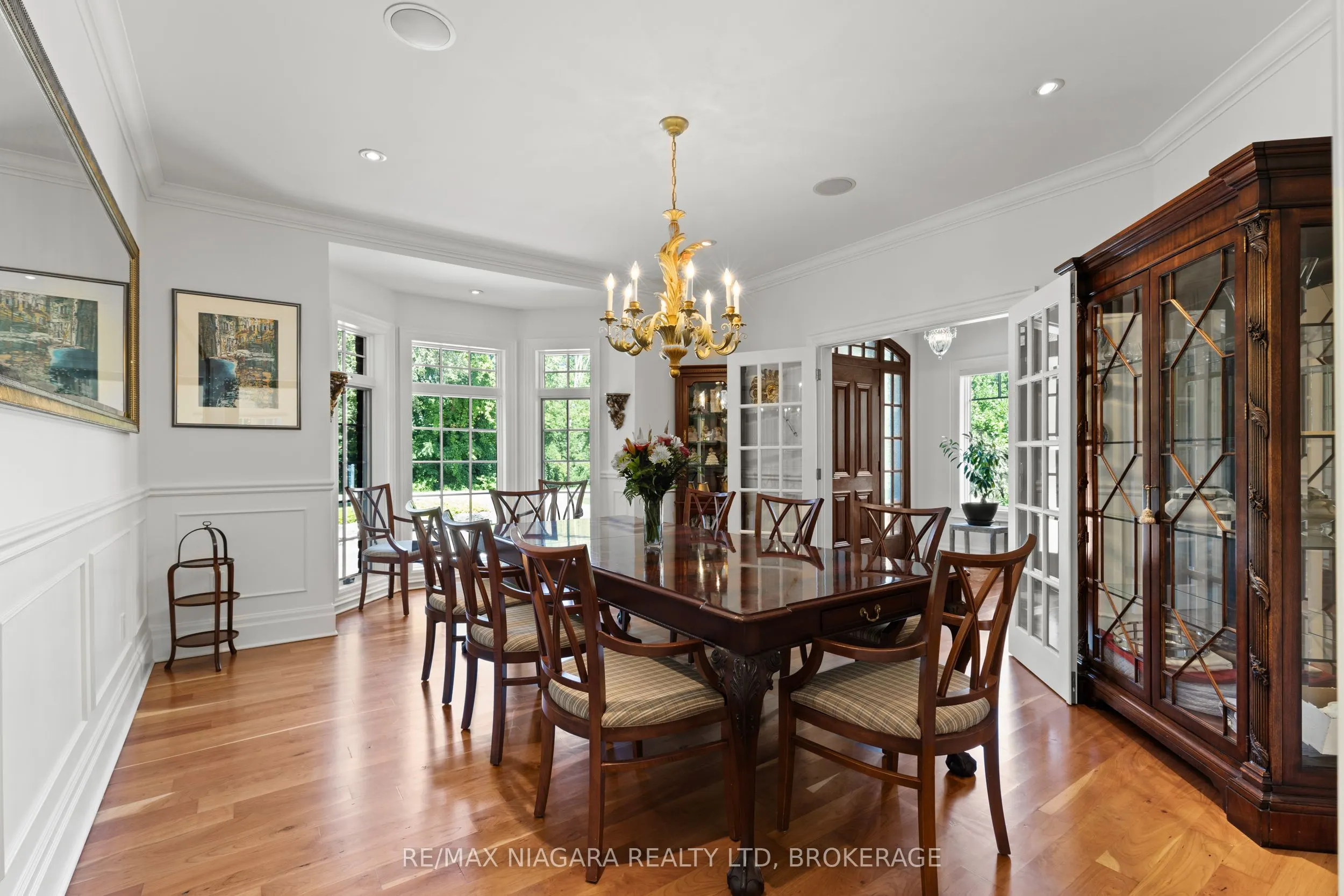 380 NASSAU Street