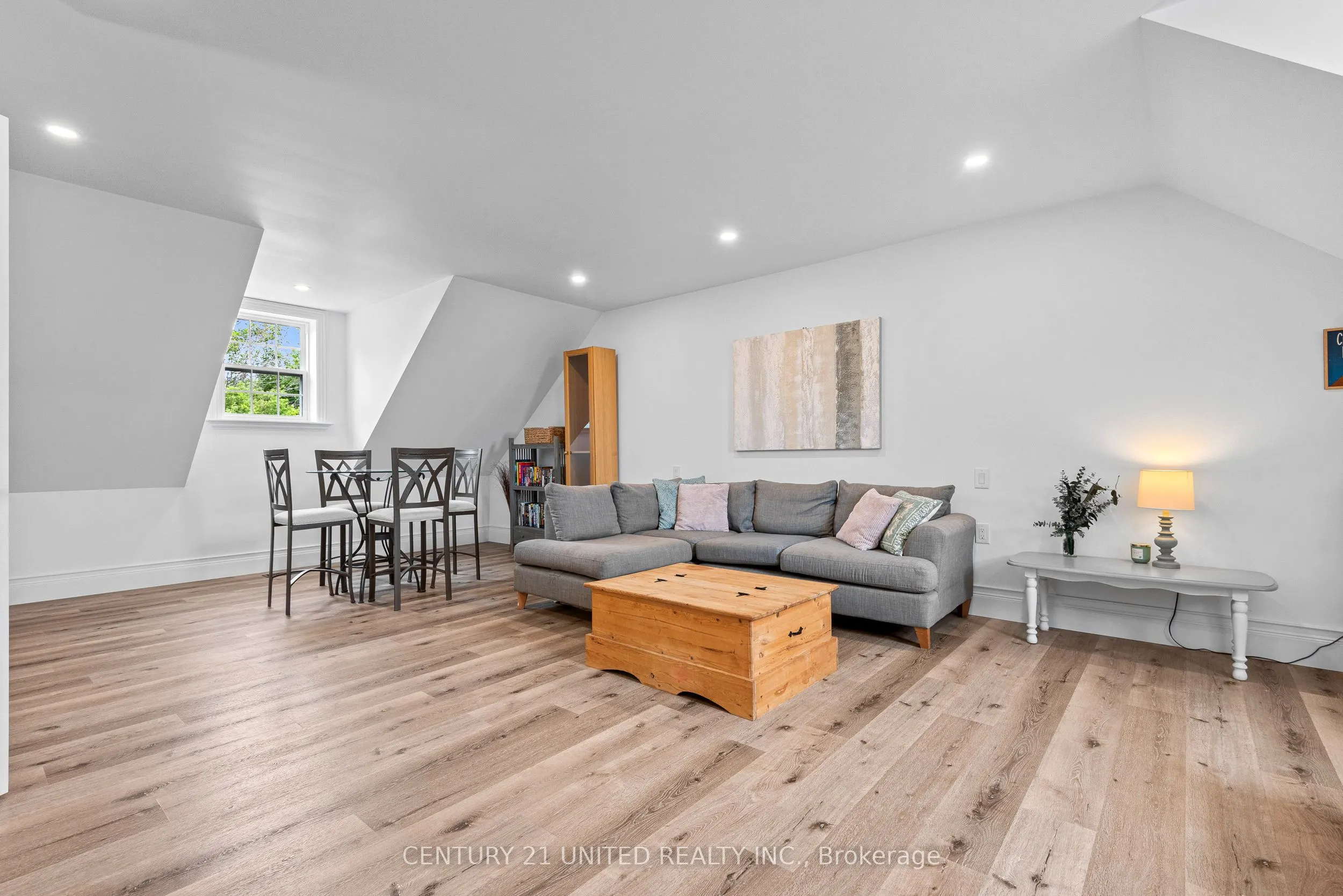 187 Kildeer Lane