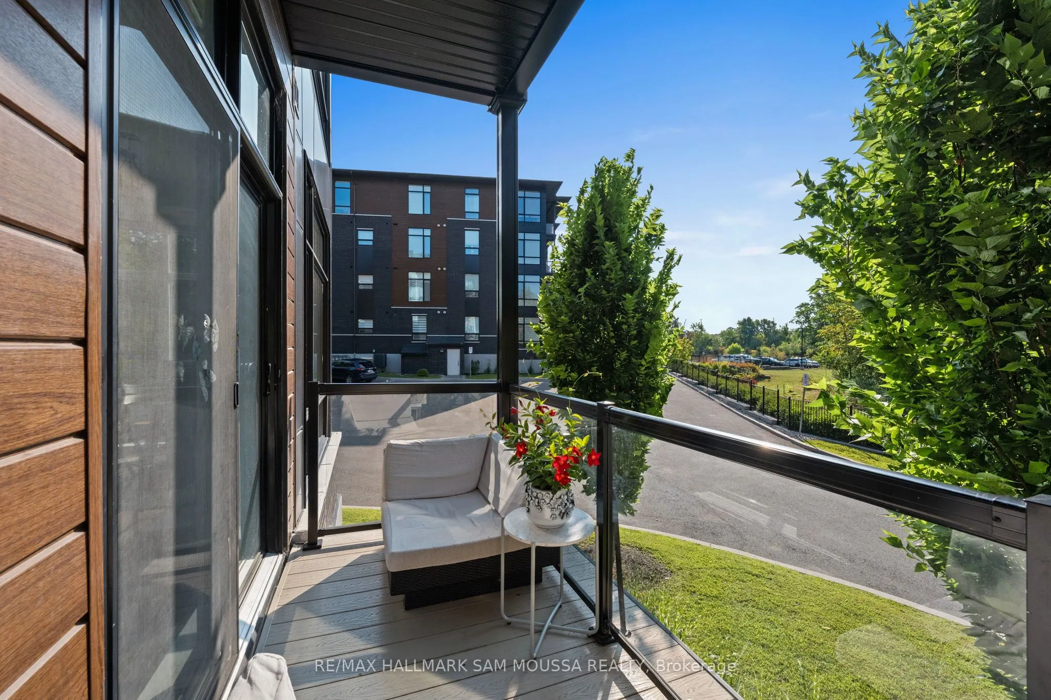 120 Cortile Private, #101