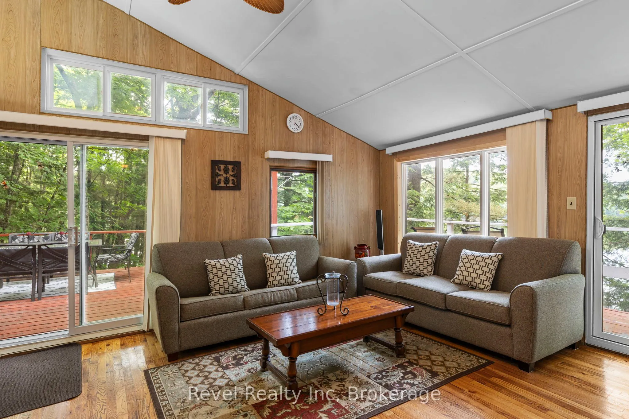 1096 Cowan Park Road