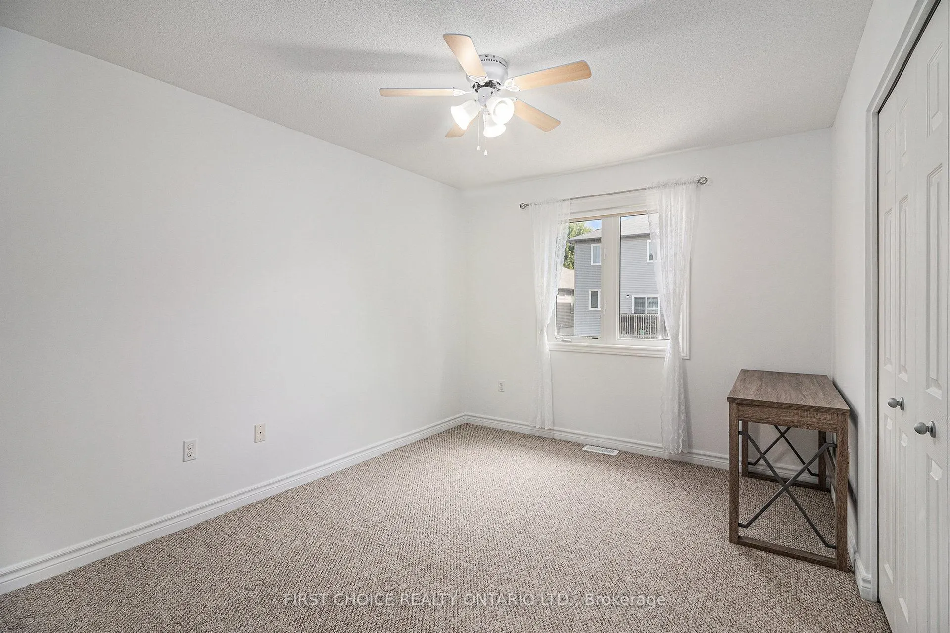 277 Mica Crescent