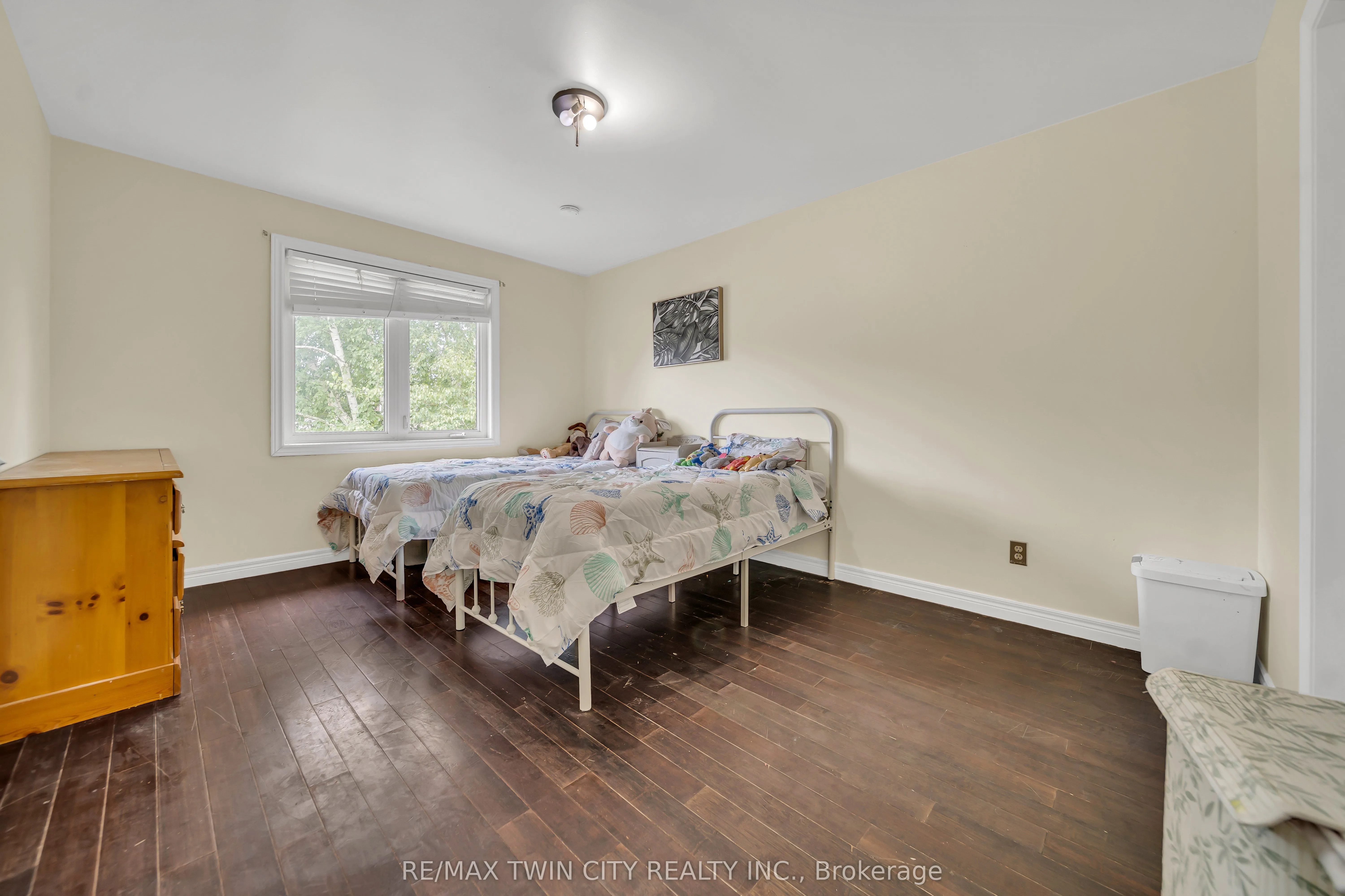 468 Manitoba Road