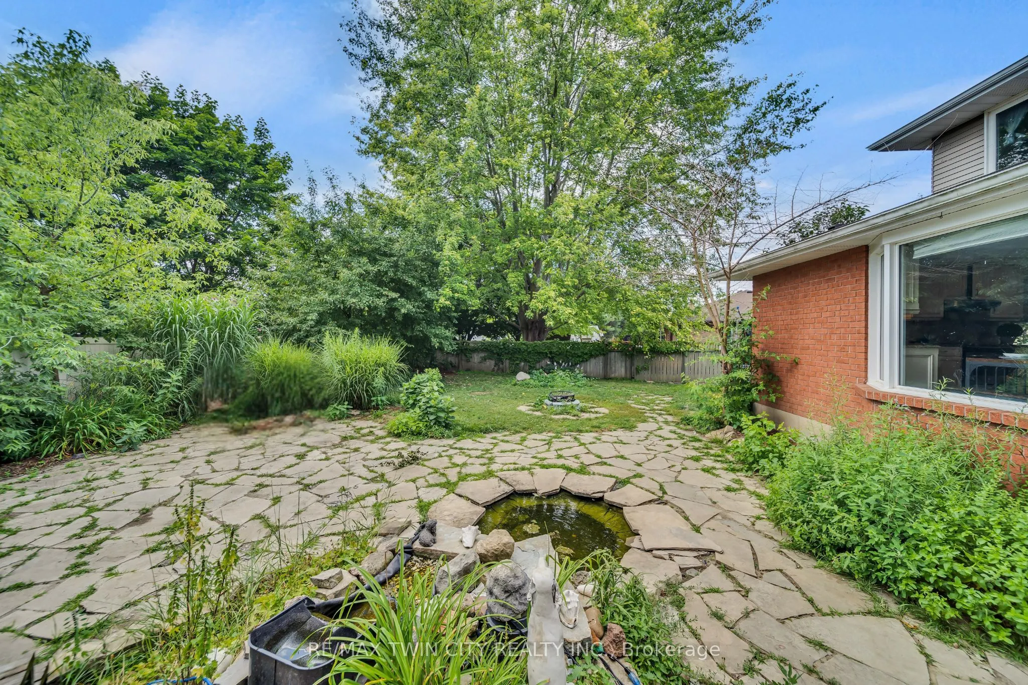 468 Manitoba Road