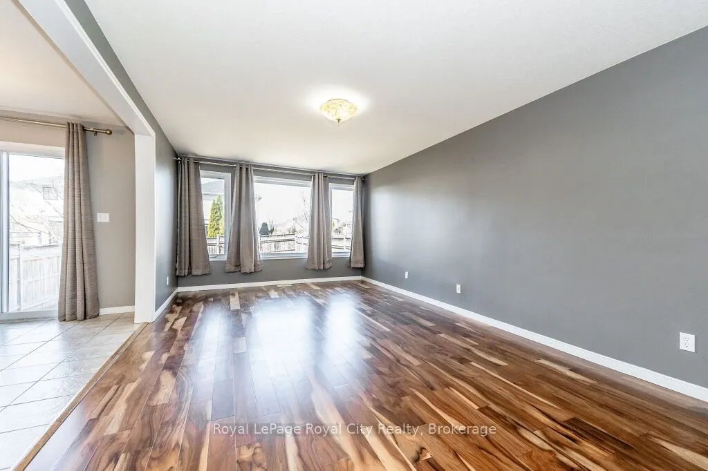64 SHACKLETON Drive