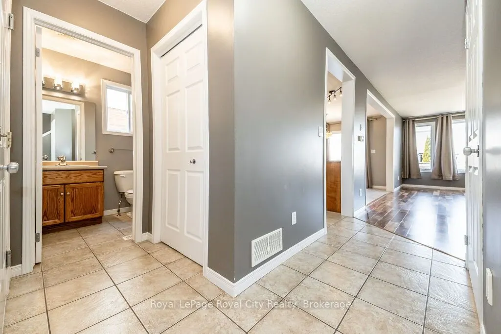 64 SHACKLETON Drive