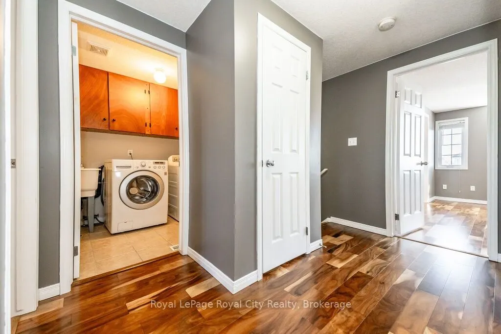 64 SHACKLETON Drive