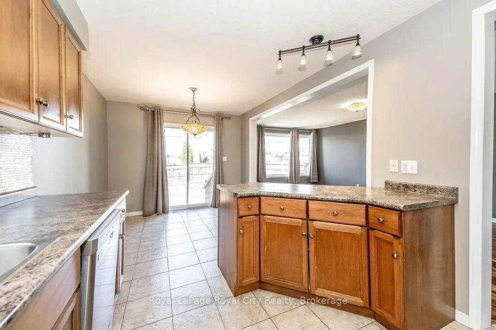 64 SHACKLETON Drive