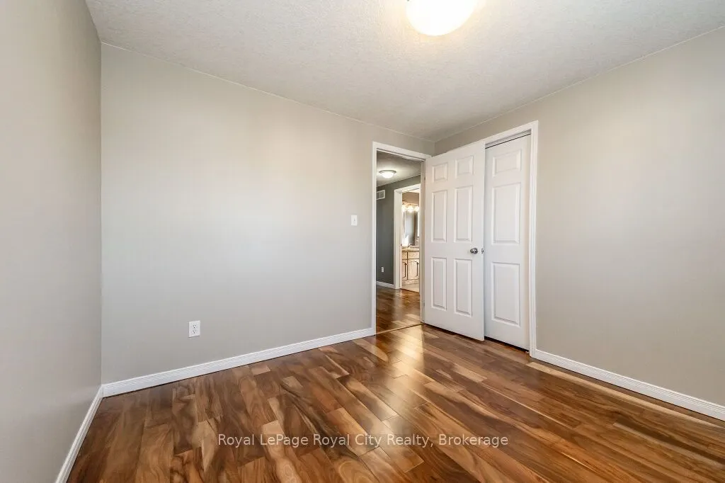 64 SHACKLETON Drive