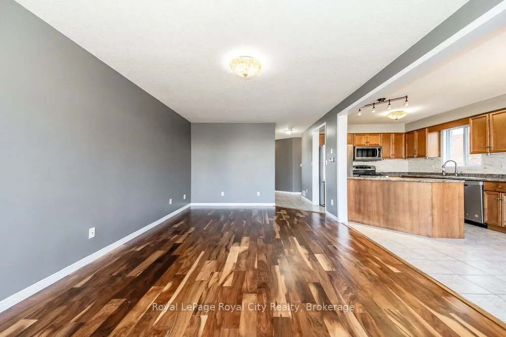 64 SHACKLETON Drive