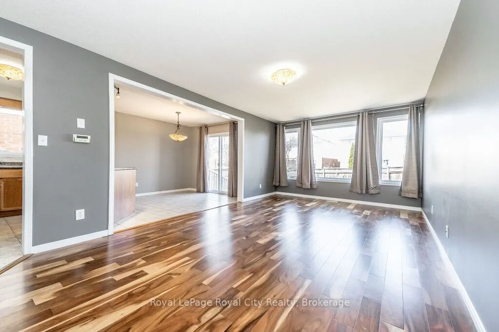 64 SHACKLETON Drive