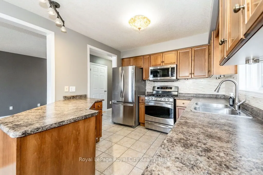 64 SHACKLETON Drive