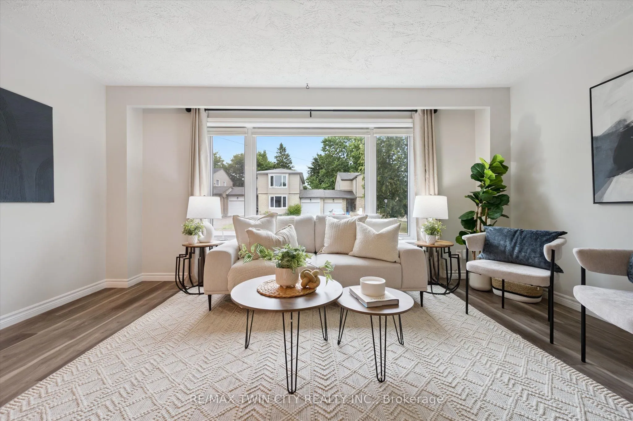191 Silver Aspen Crescent