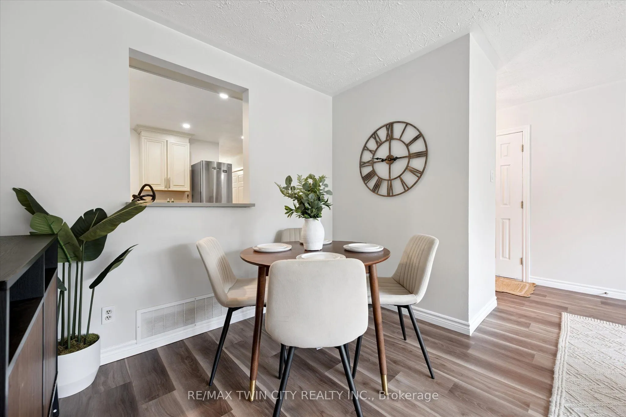 191 Silver Aspen Crescent