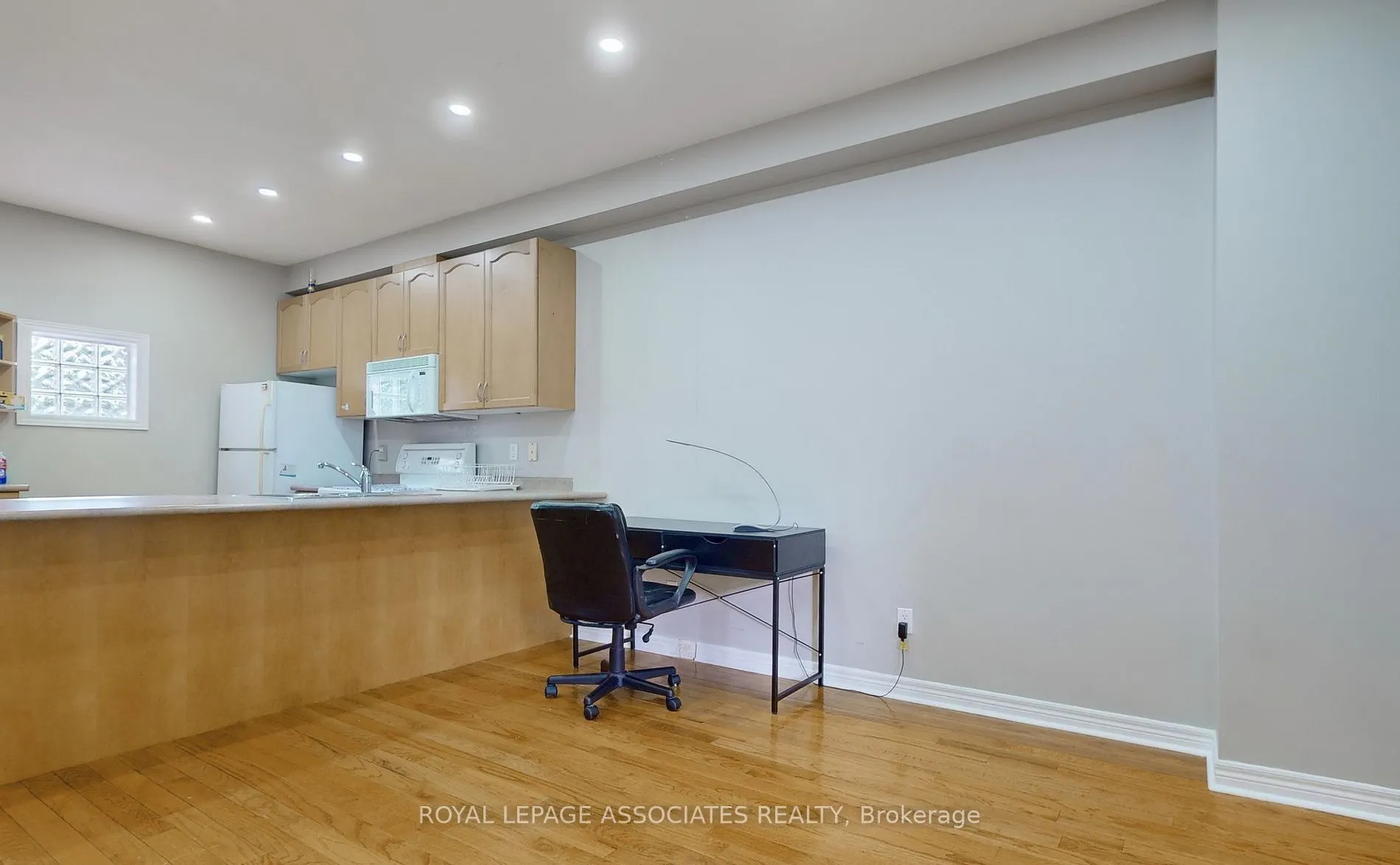 100 Beddoe Drive, #25