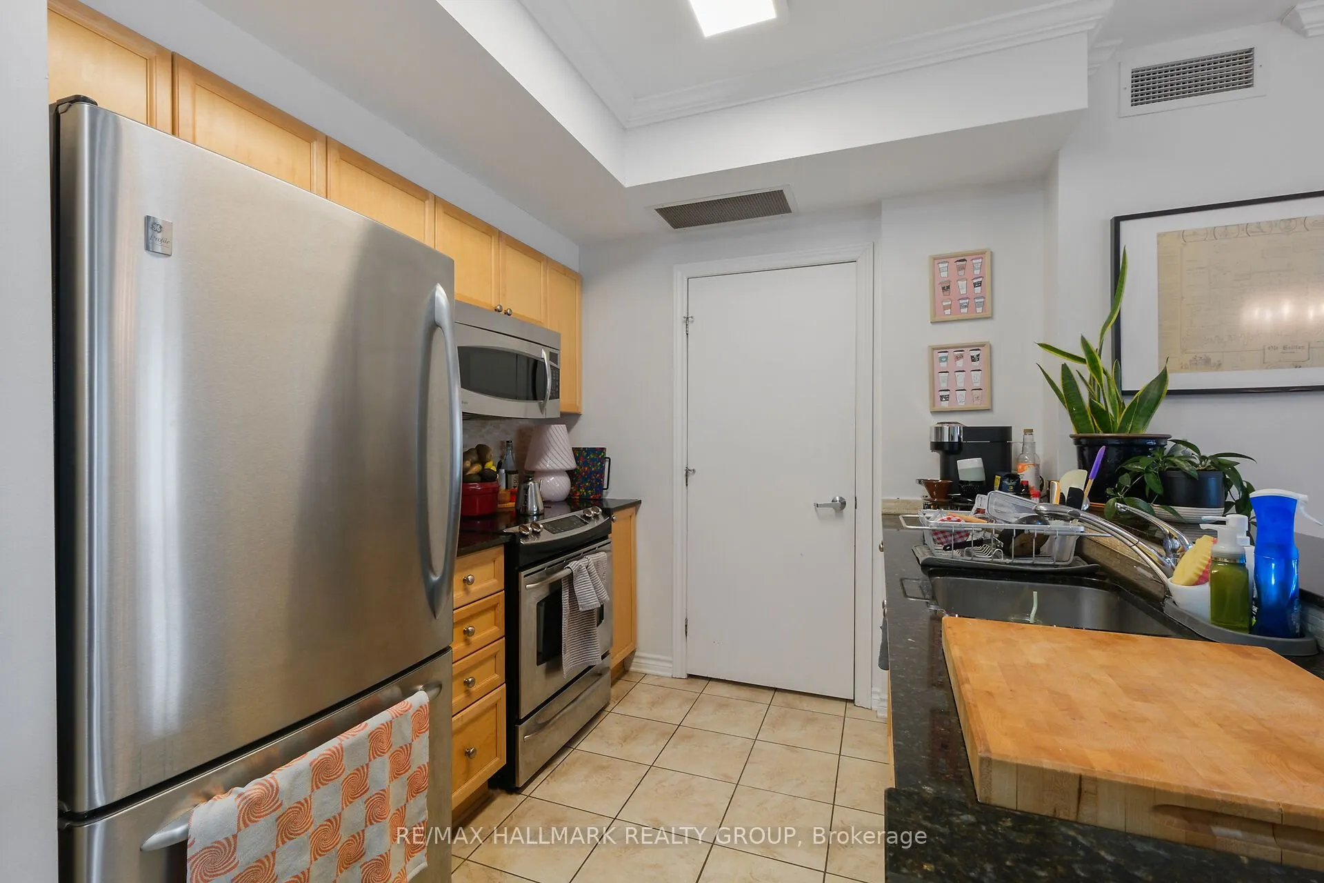 200 Rideau Street, #706