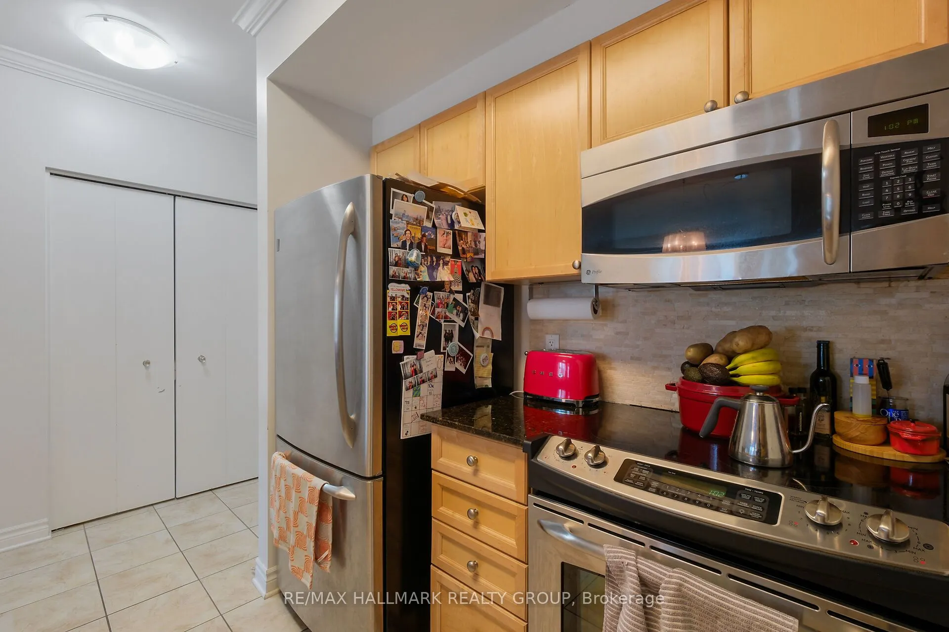 200 Rideau Street, #706
