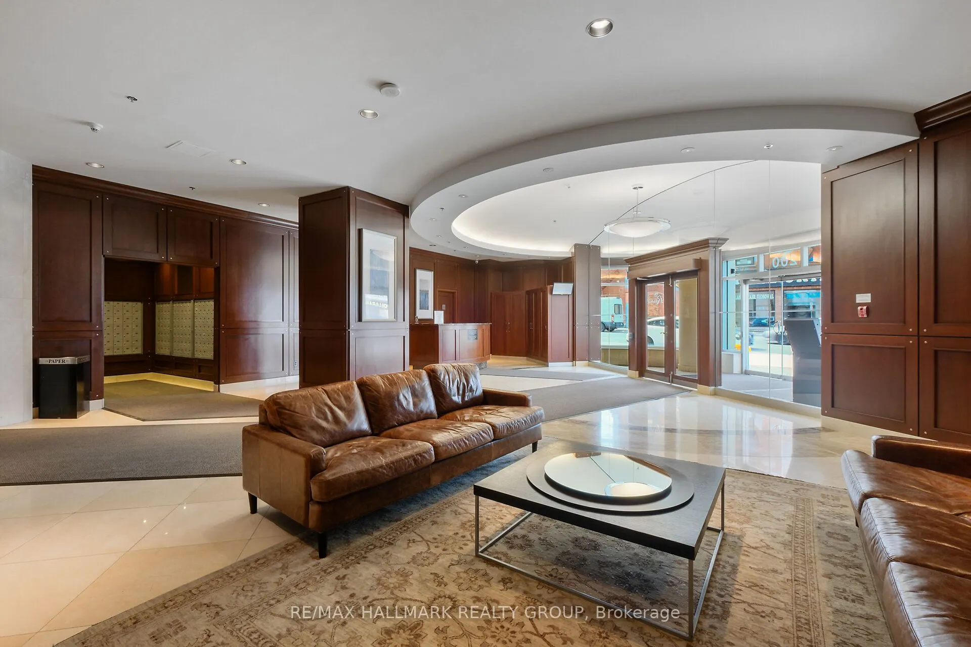 200 Rideau Street, #706