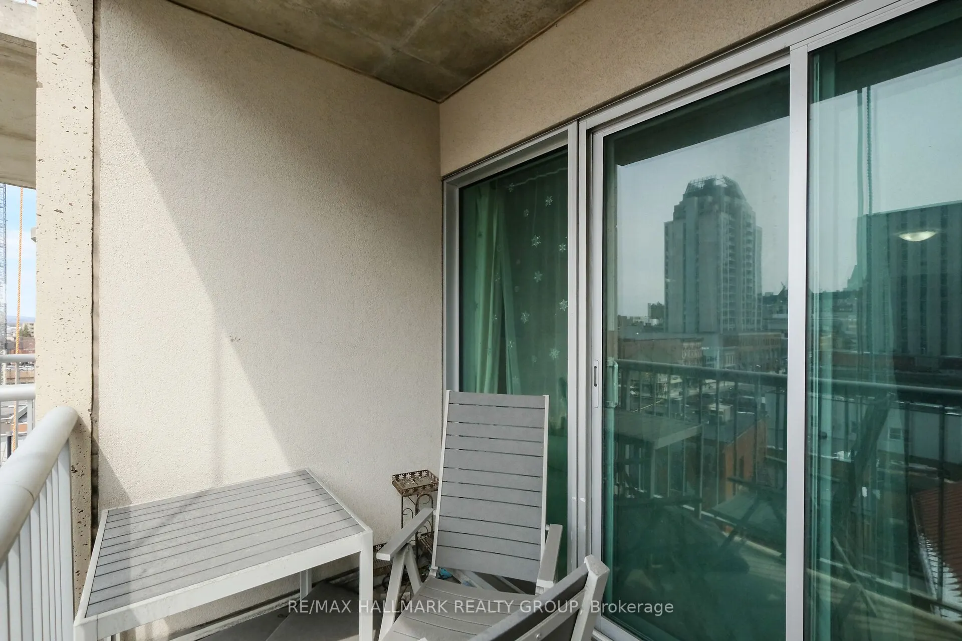 200 Rideau Street, #706
