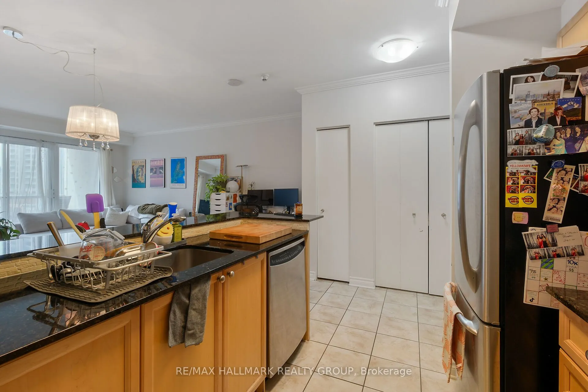 200 Rideau Street, #706