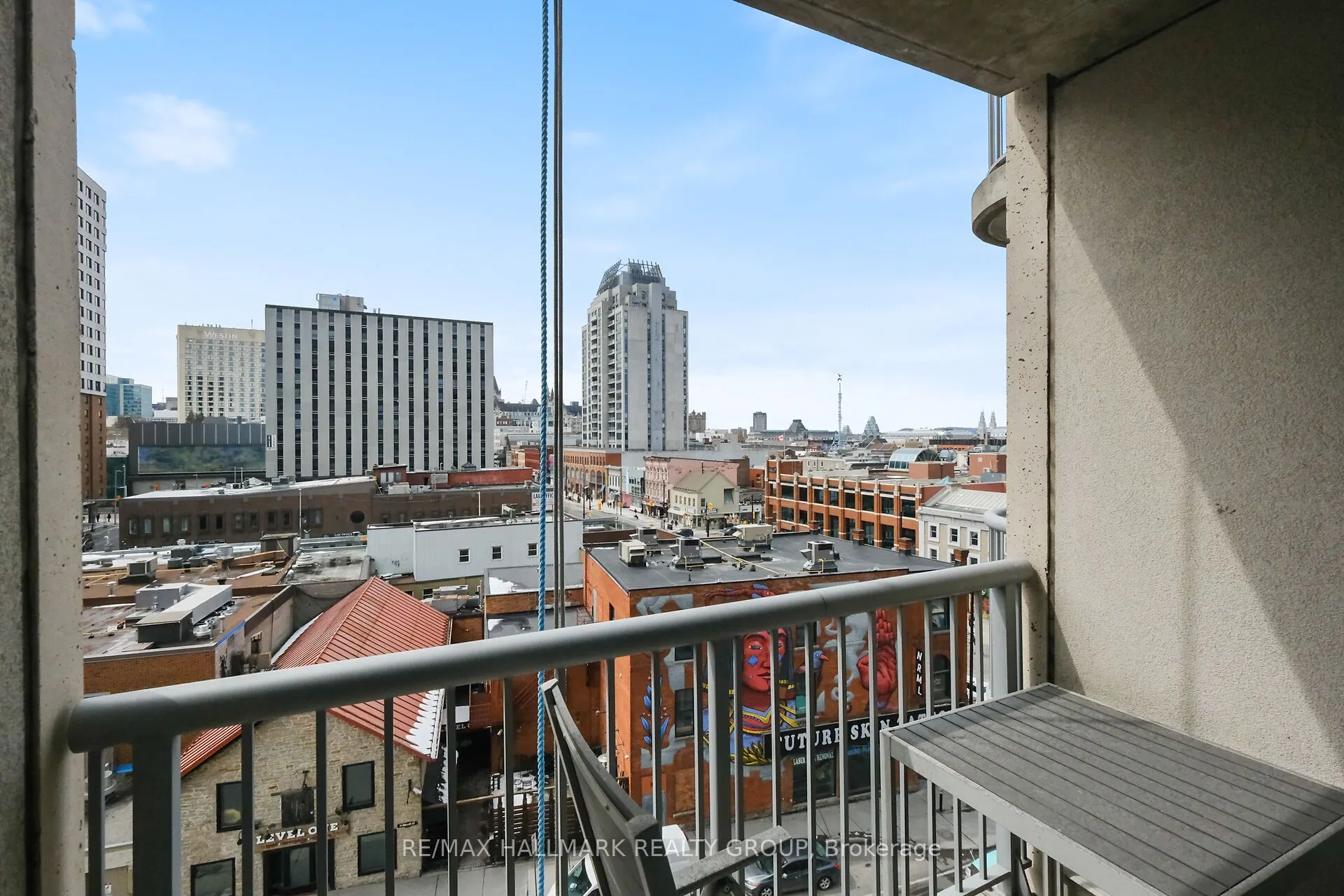 200 Rideau Street, #706