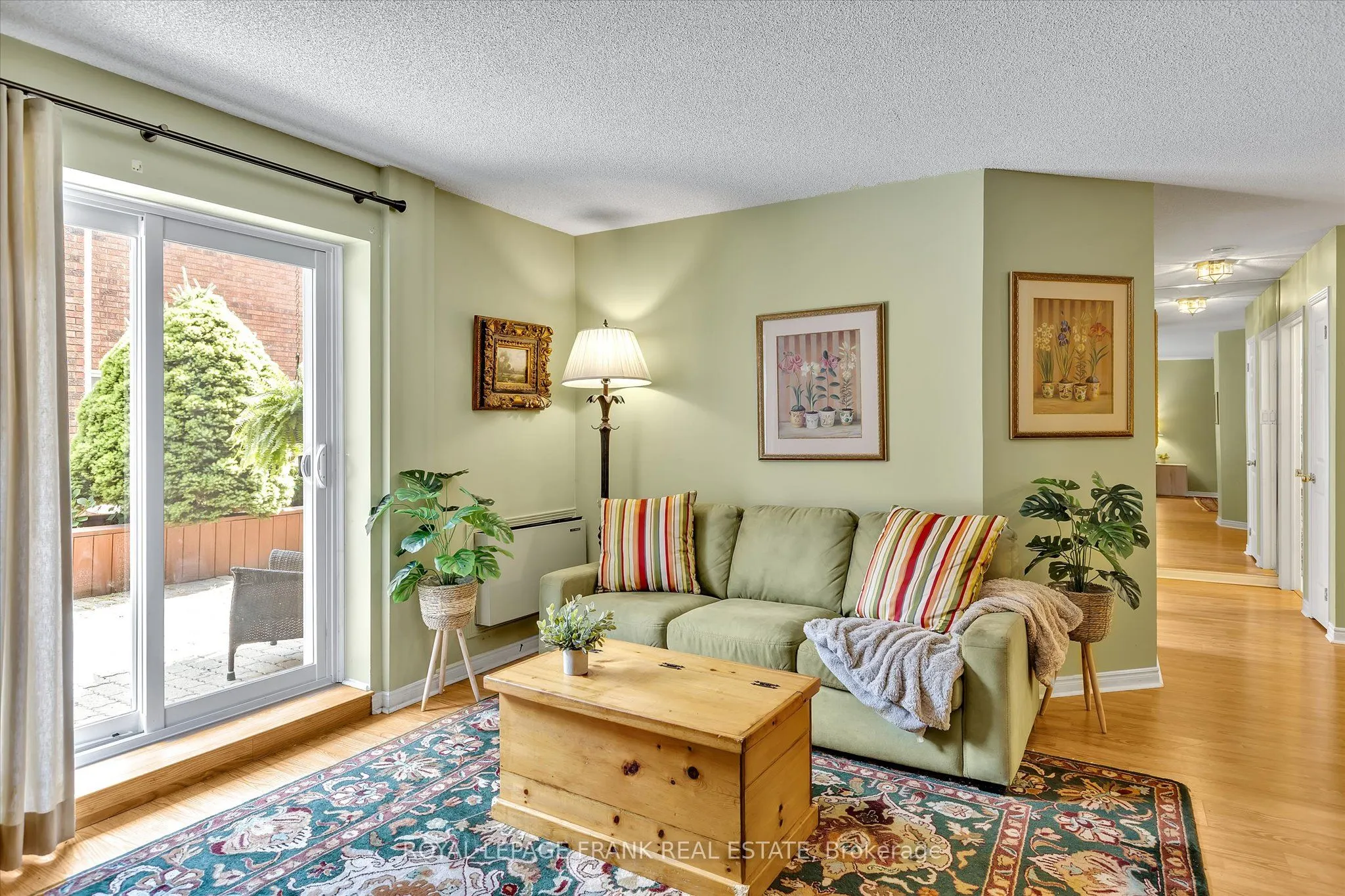 475 Parkhill Road W, #115