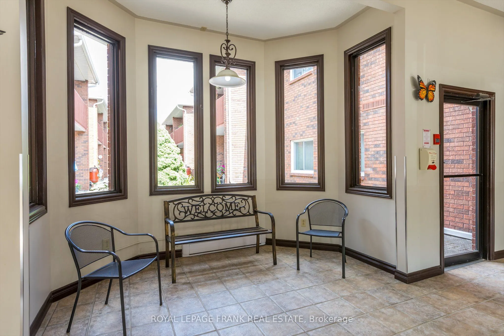 475 Parkhill Road W, #115