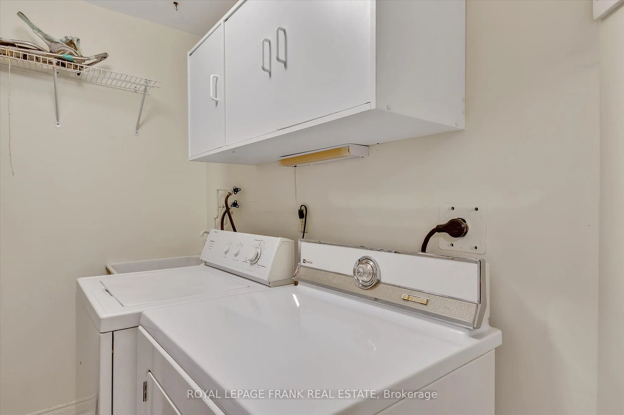 475 Parkhill Road W, #115