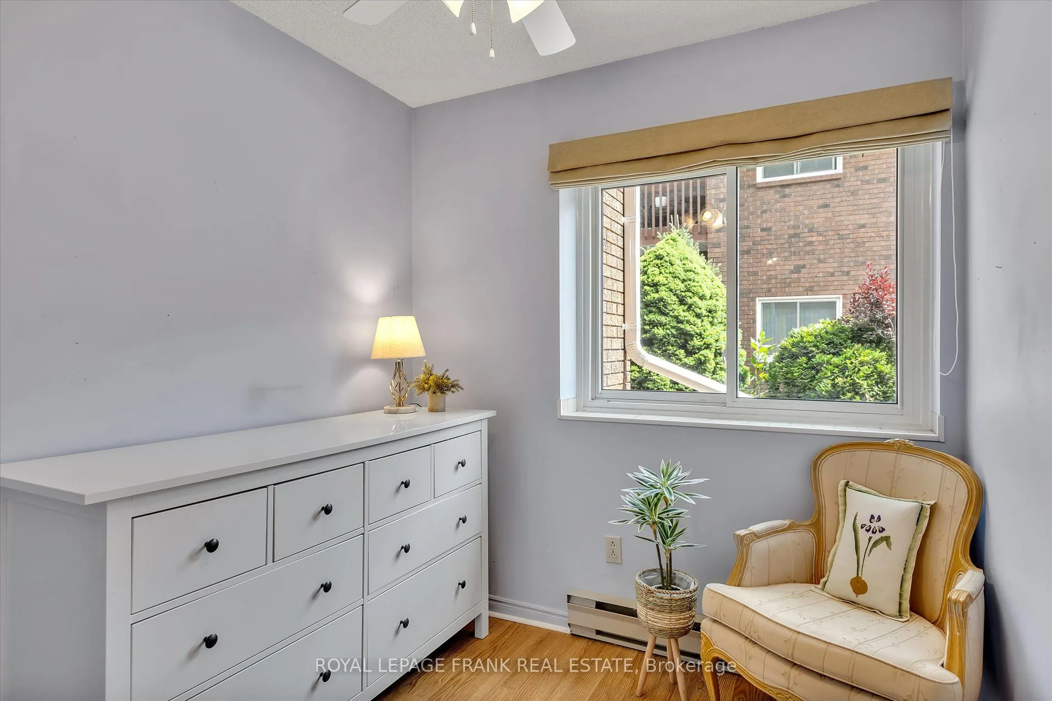475 Parkhill Road W, #115