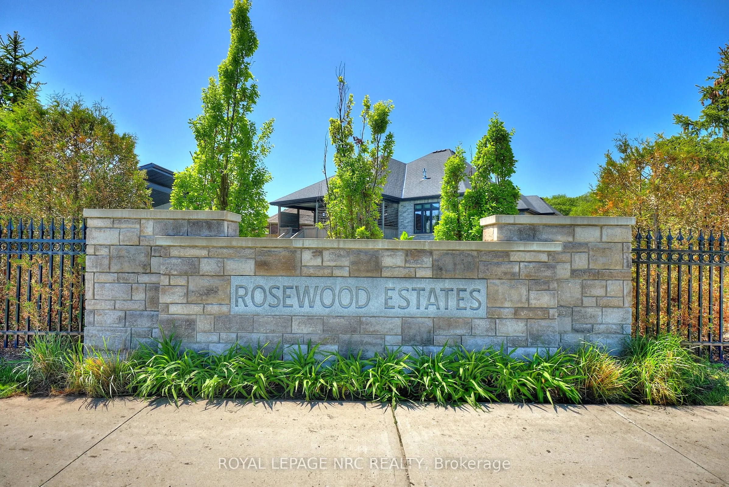 60 Rosewood Crescent
