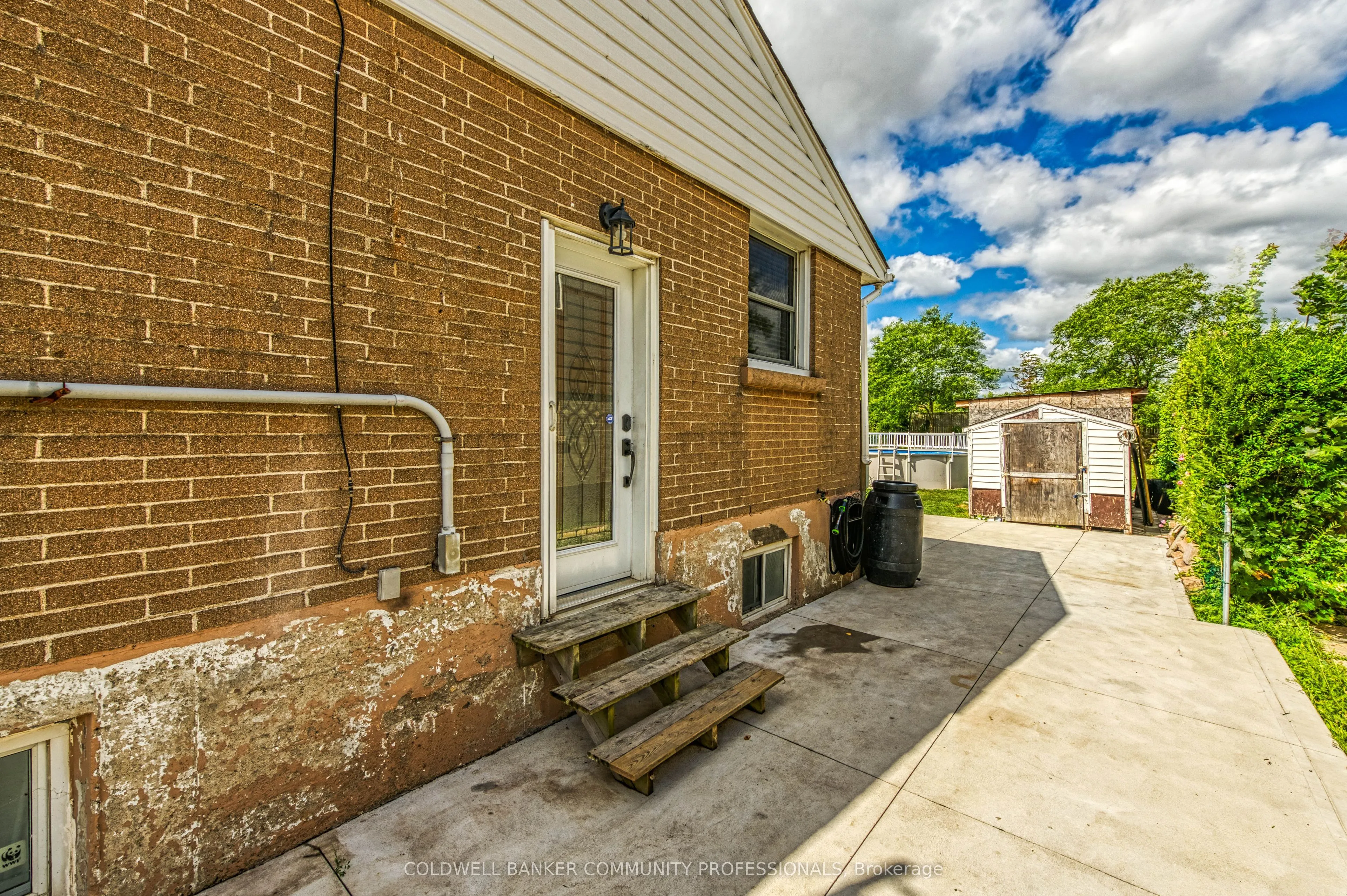 446 East 36th Street