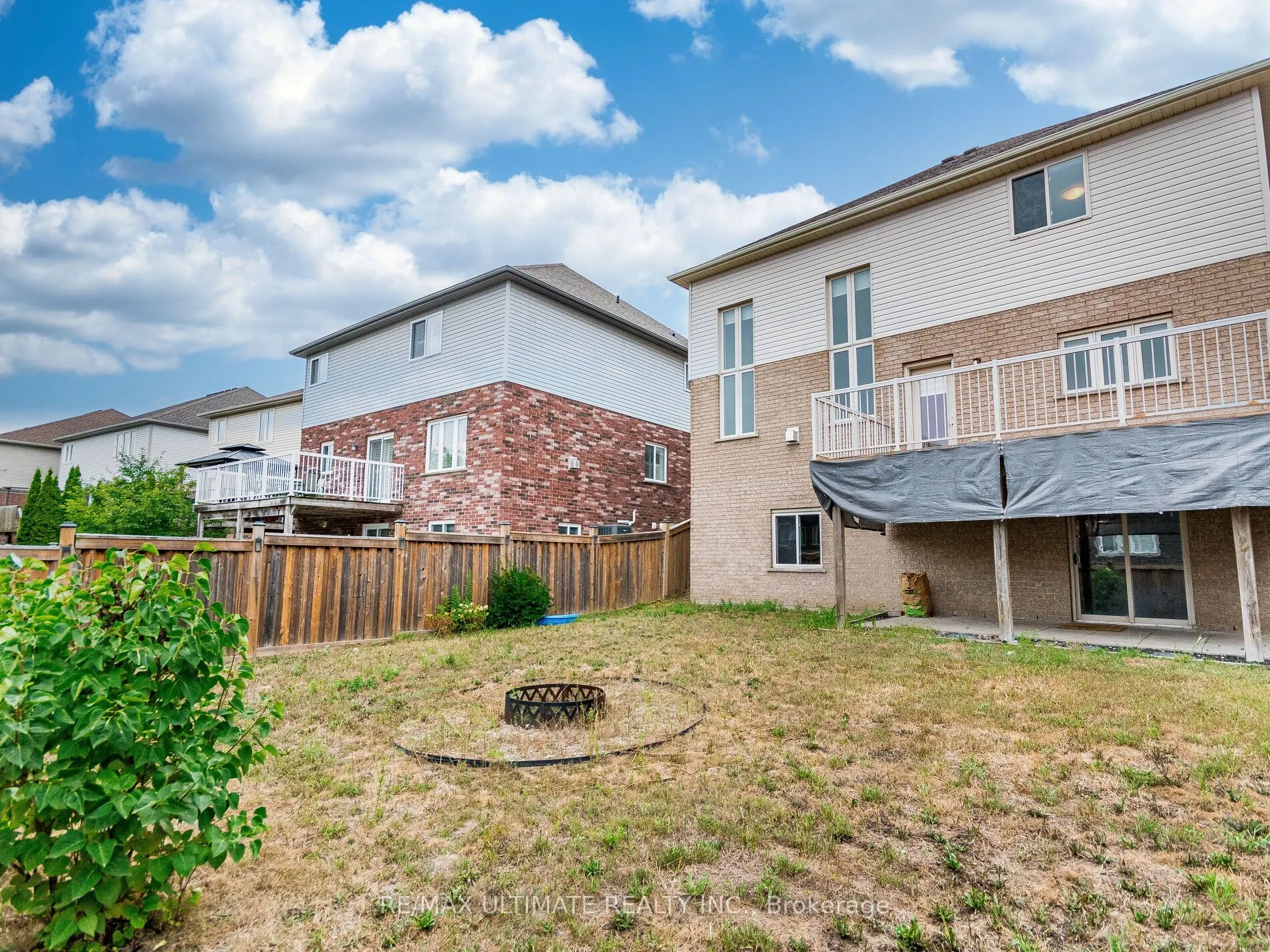 621 Thomas Slee Drive