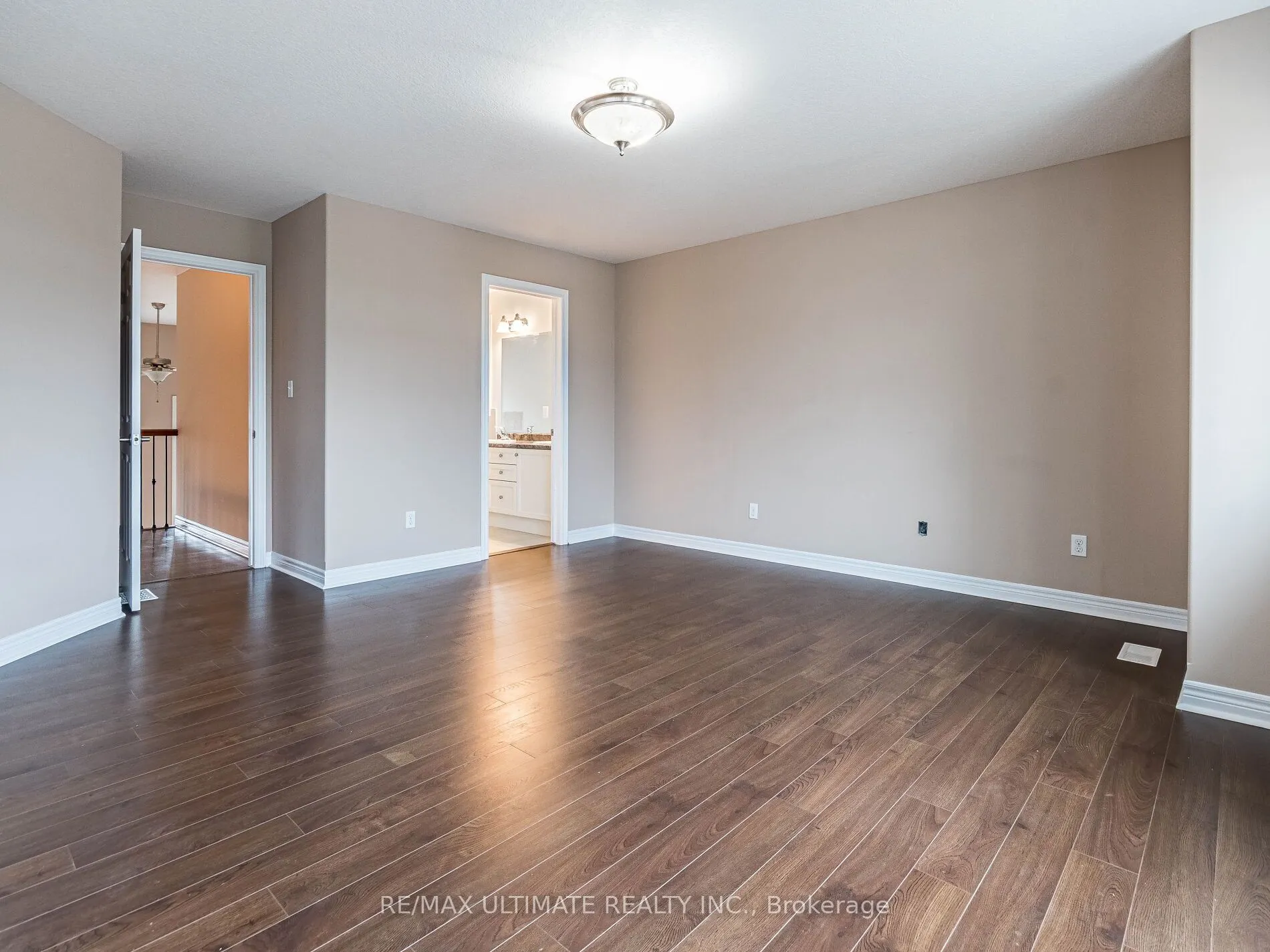 621 Thomas Slee Drive