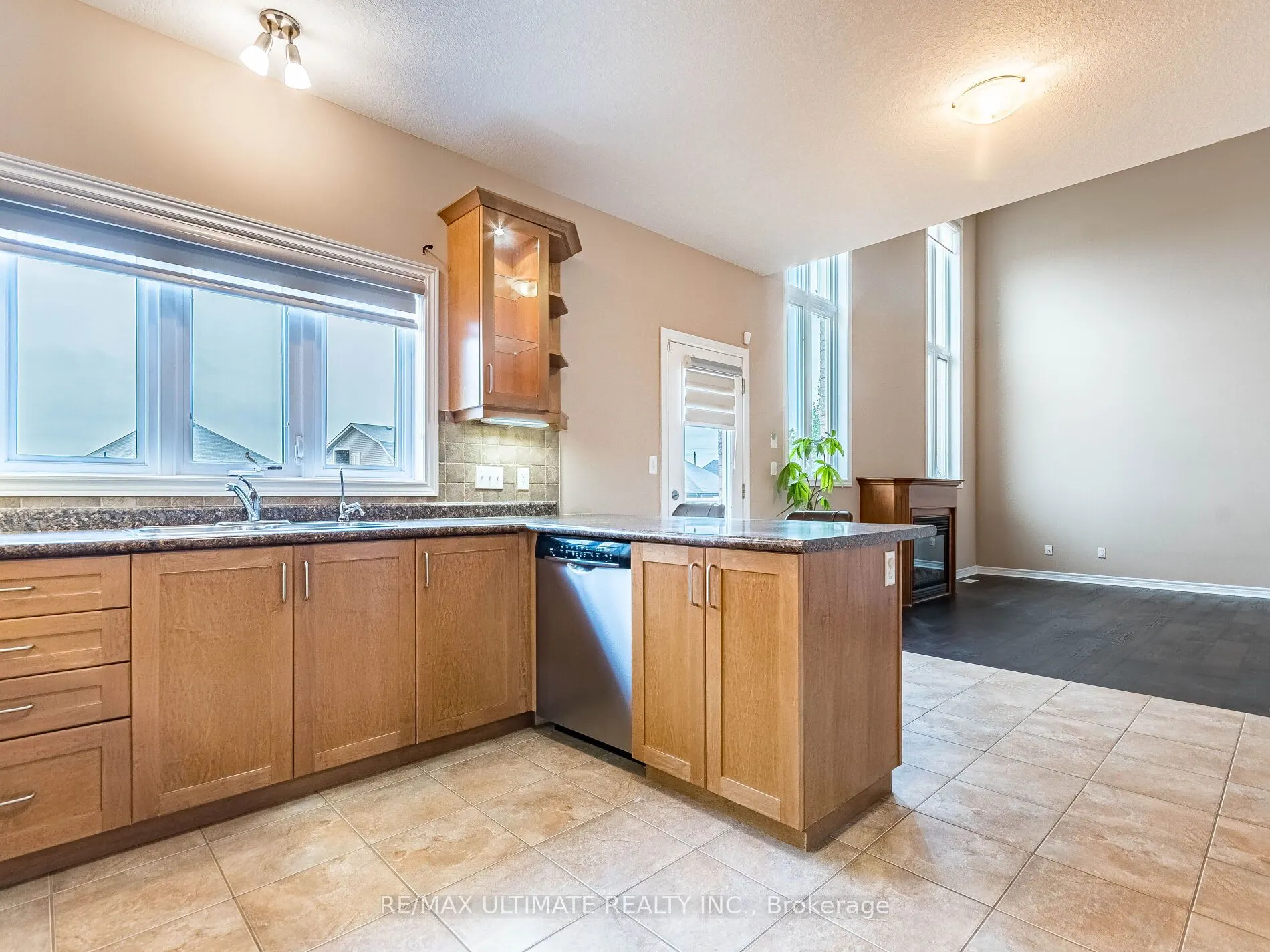 621 Thomas Slee Drive