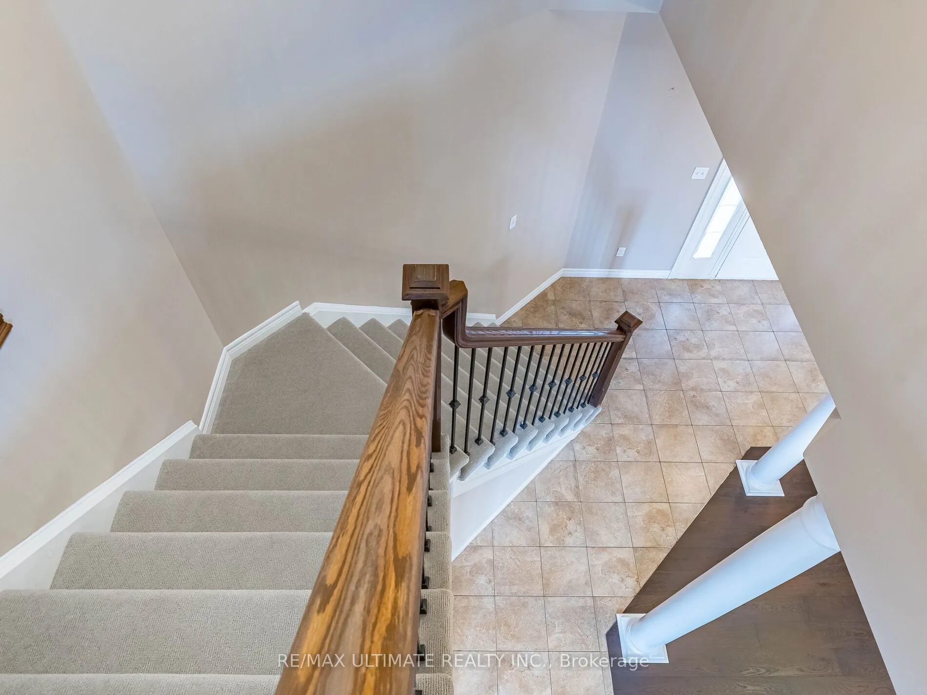 621 Thomas Slee Drive