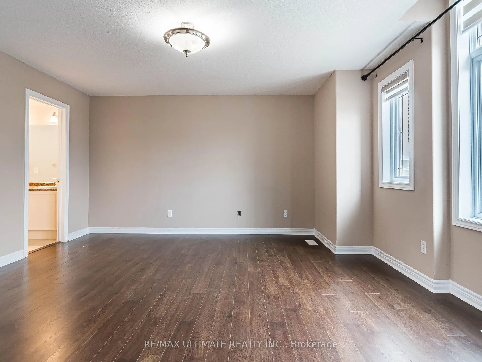 621 Thomas Slee Drive