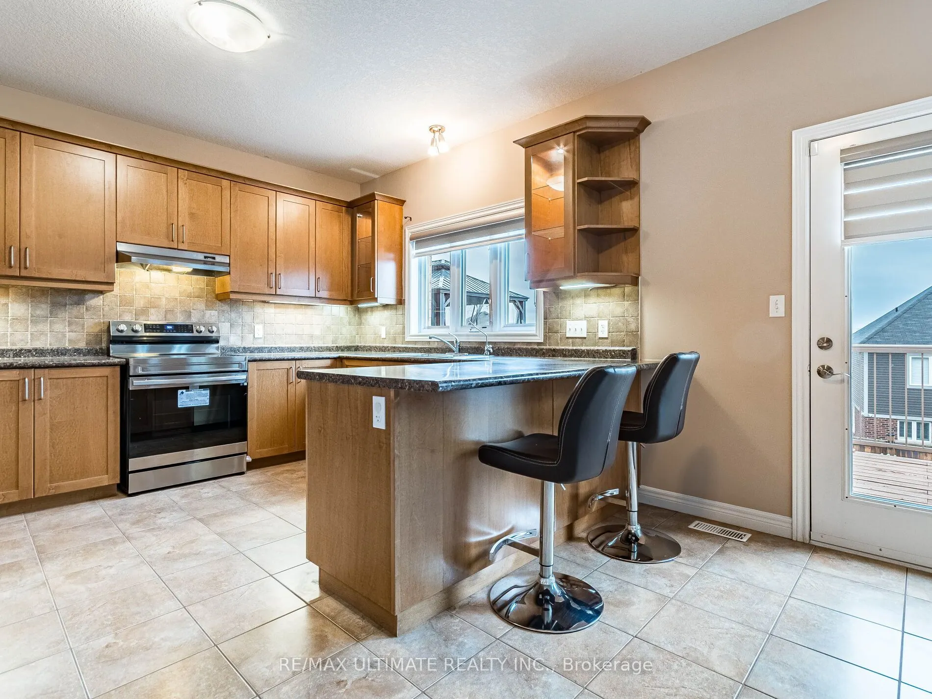 621 Thomas Slee Drive
