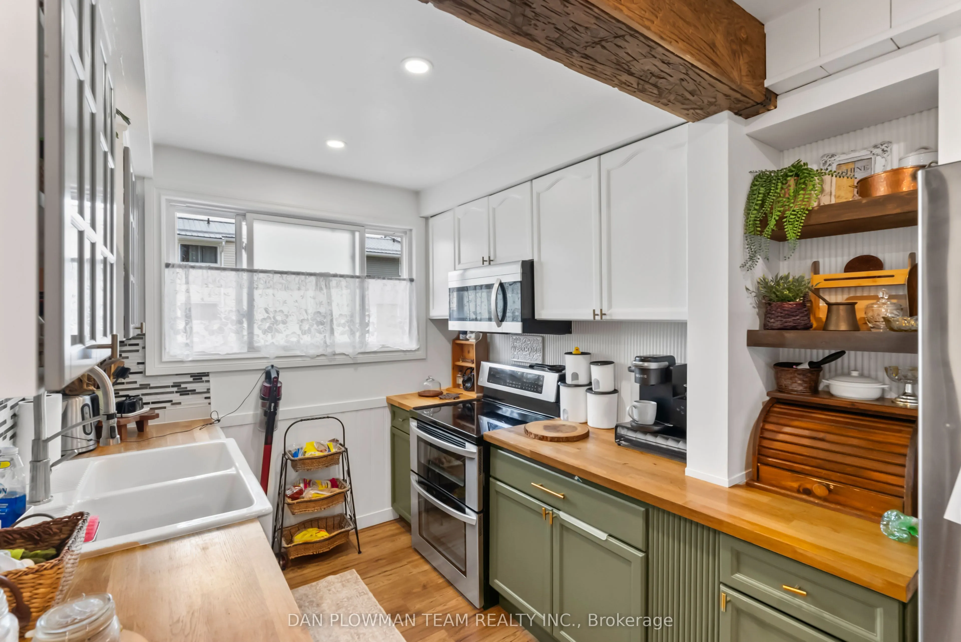 400 Westwood Drive, #F6