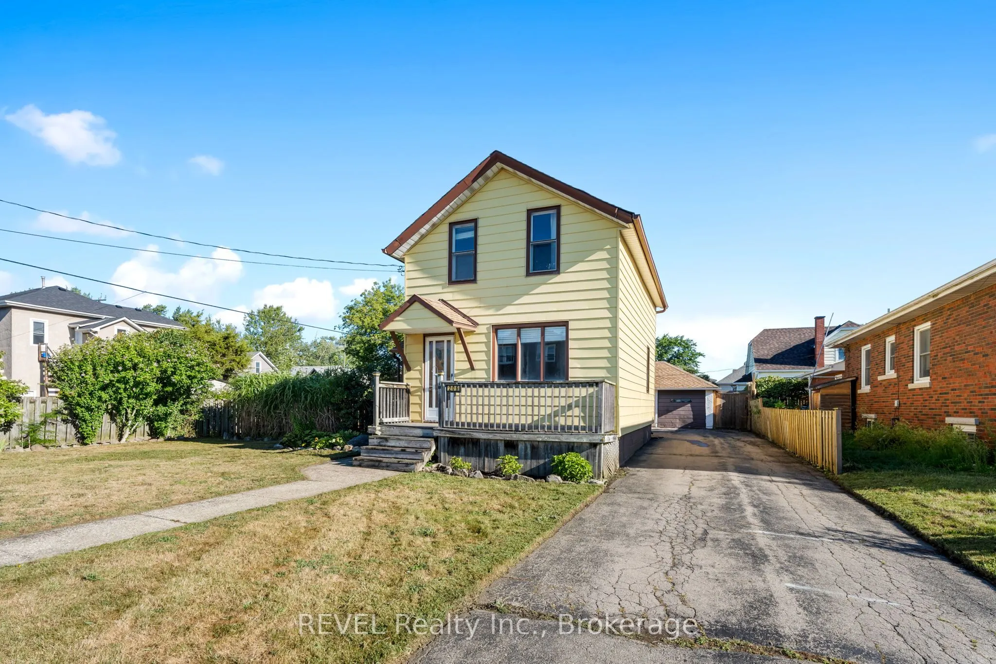 206 Bell Street