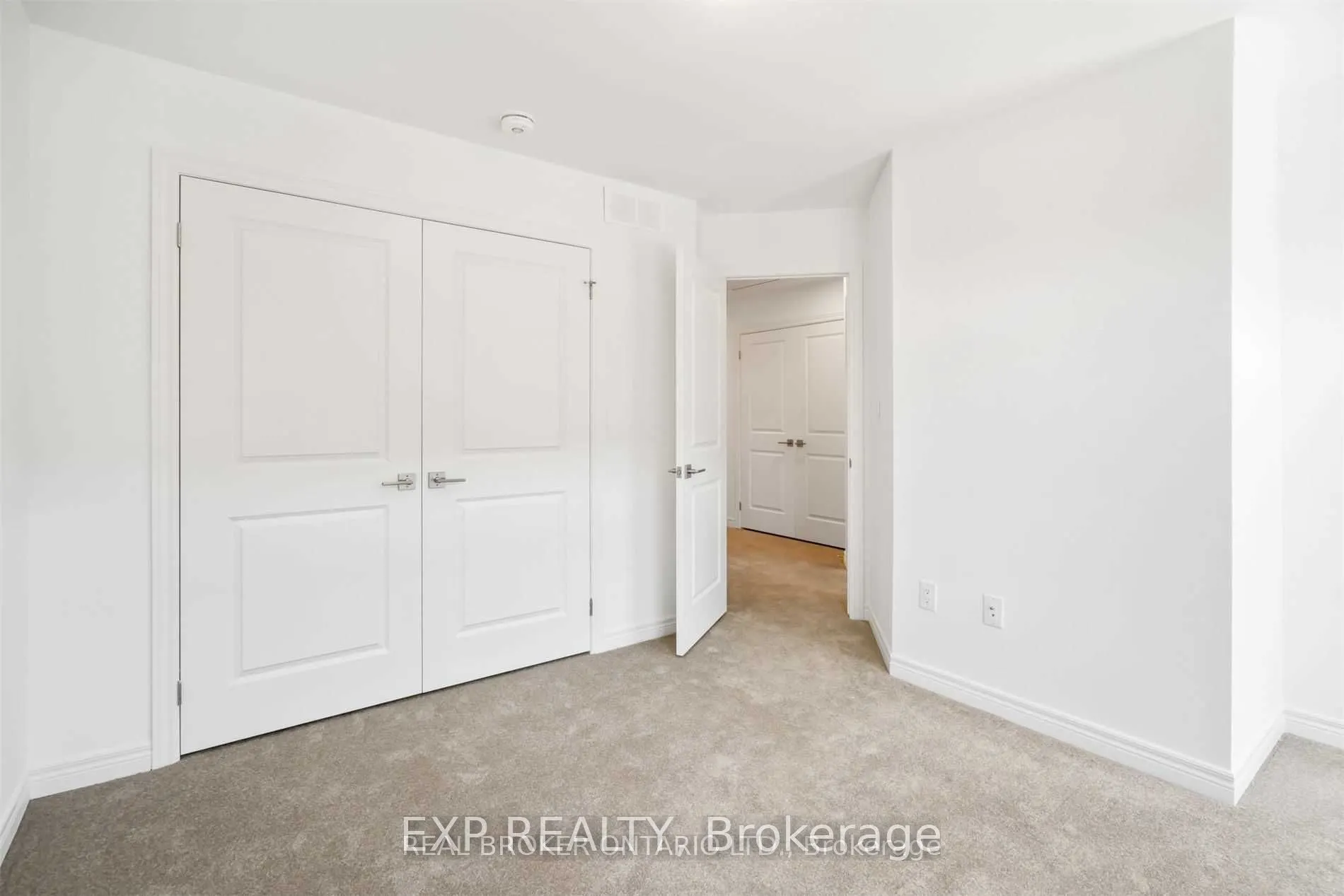 141 Summersides Boulevard