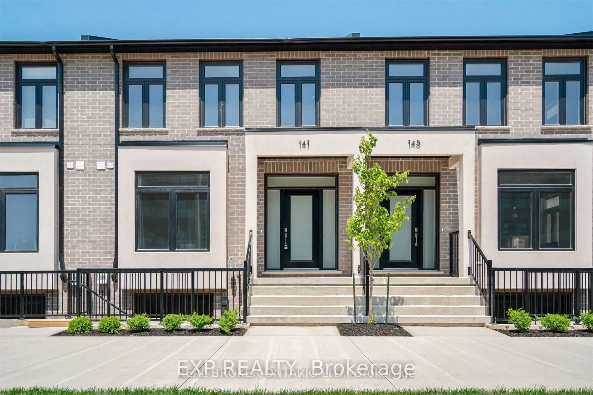 141 Summersides Boulevard