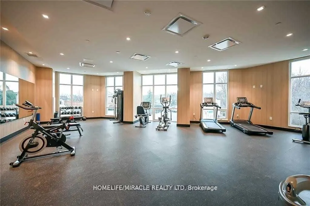 2750 King Street E, #213