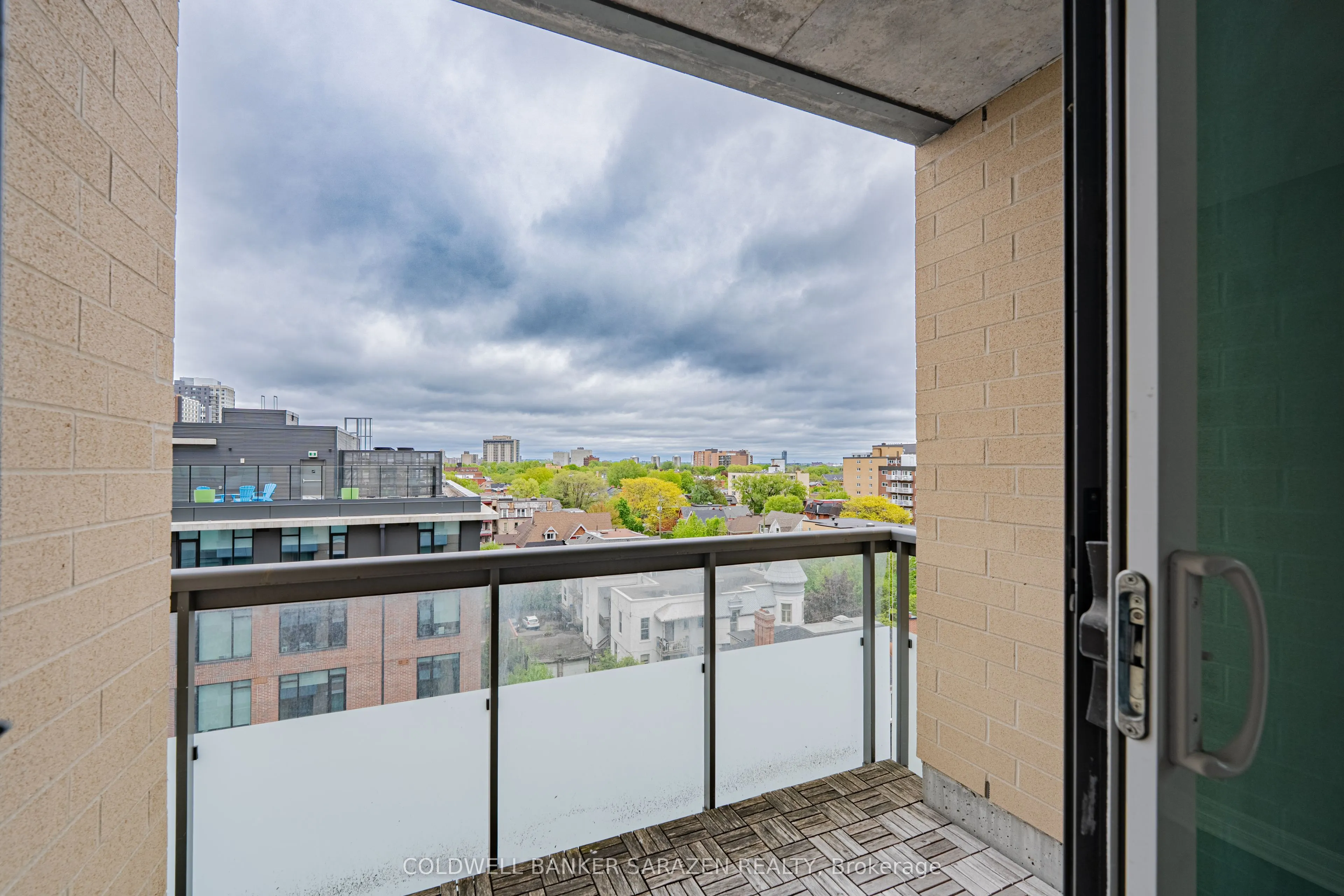 238 Besserer Street, #1015